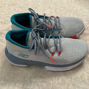 Under Armour Stephen Curry SC 3ZERO III Basketball Shoes - - Size 7Y